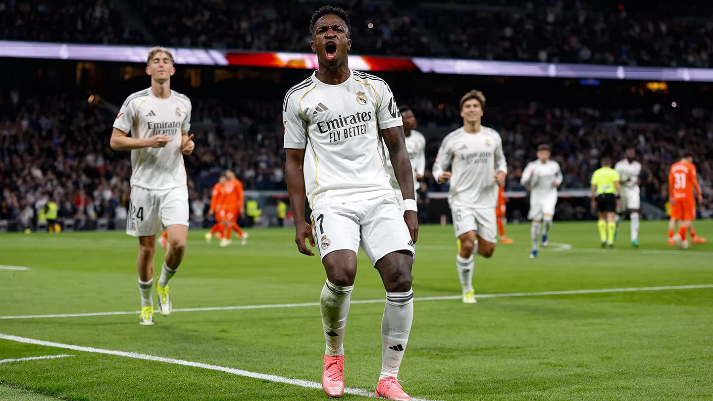 Vinicius Jr. celebra uno de sus goles ante la Real Sociedad
